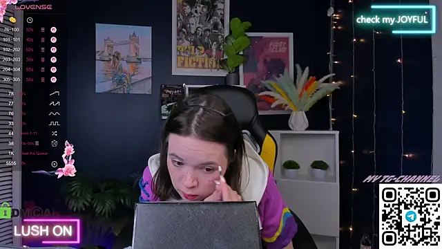 Chio Mio online show from September 29, 4:56 pm