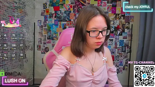 Chio Mio online show from October 19, 2:24 am