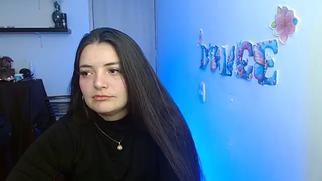 dulce  222 online show from September 12, 7:32 pm