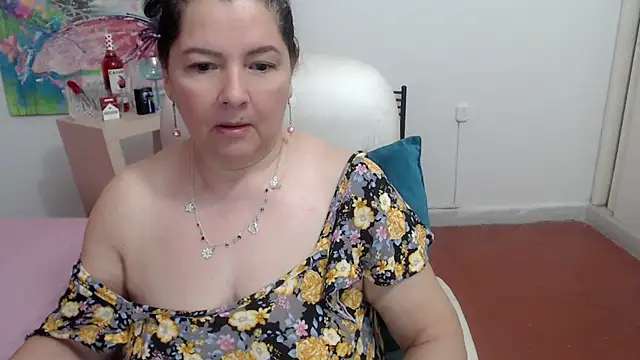 Snapshot of leonela_69 chatting on October 15, 4:48 am leonela 69 online show from October 15, 4:48 am