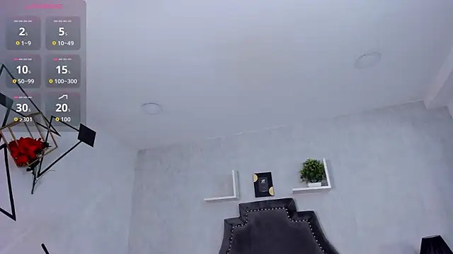 Snapshot of EmiliaRose_ chatting on October 26, 8:37 pm EmiliaRose online show from October 26, 8:37 pm