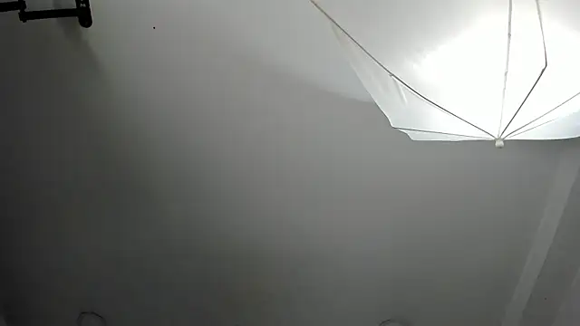 Snapshot of EmiliaRose_ chatting on September 9, 9:03 pm EmiliaRose online show from September 9, 9:03 pm