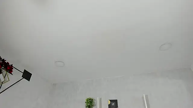 Snapshot of EmiliaRose_ chatting on September 16, 9:23 pm EmiliaRose online show from September 16, 9:23 pm