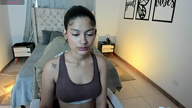 gaby fosterr online show from September 10, 8:42 pm