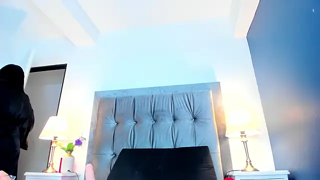 Snapshot of Ciara_Benet chatting on September 19, 3:44 pm Ciara Benet online show from September 19, 3:44 pm