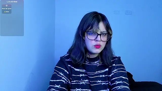 scarleth shadow online show from October 4, 1:44 am