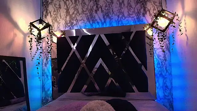 Snapshot of charlotte_bluee chatting on September 25, 6:50 pm charlotte bluee online show from September 25, 6:50 pm