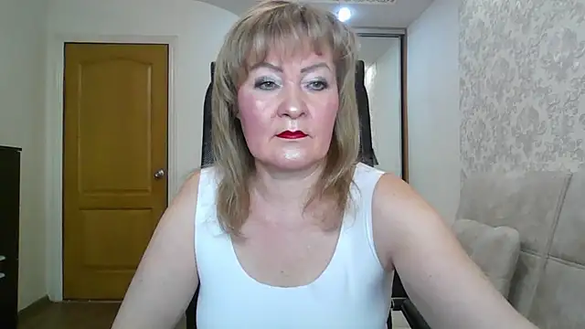 Victoria secrets  online show from September 27, 6:20 am