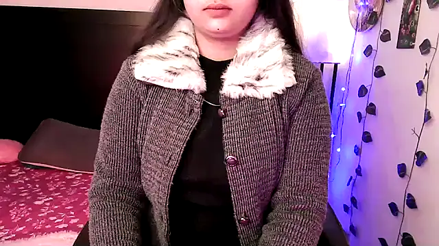 megancatluna online show from January 9, 7:13 am