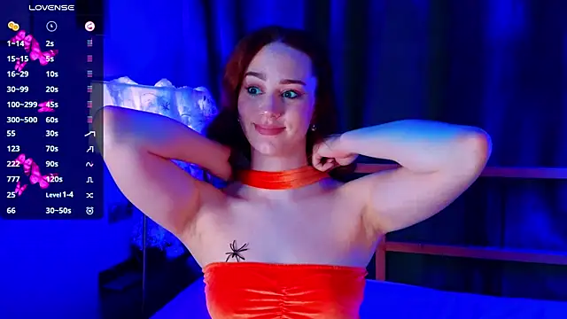 Snapshot of StacyWatts chatting on October 21, 8:46 pm StacyWatts online show from October 21, 8:46 pm