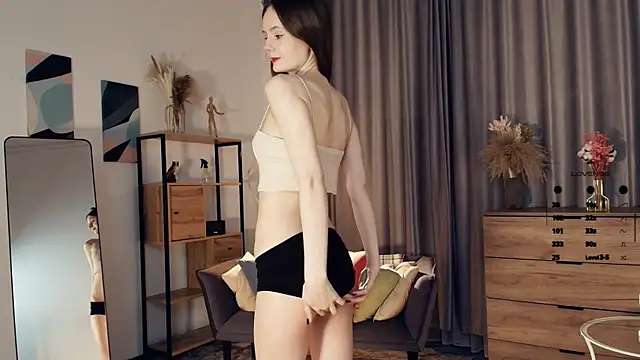 Snapshot of MarionSilver chatting on October 20, 2:53 pm MarionSilver online show from October 20, 2:53 pm