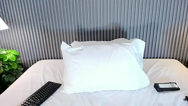 GabyFosterr online show from October 8, 11:31 pm