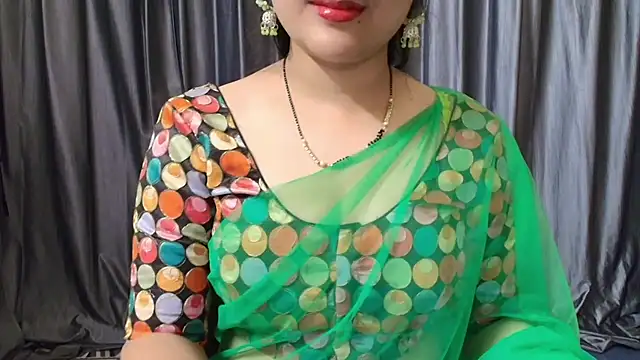 Snapshot of goldiwets chatting on October 7, 4:28 am goldiwets online show from October 7, 4:28 am