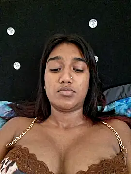 indianpink lips online show from July 31, 1:45 pm