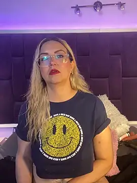 Azaahara  online show from March 18, 12:54 pm