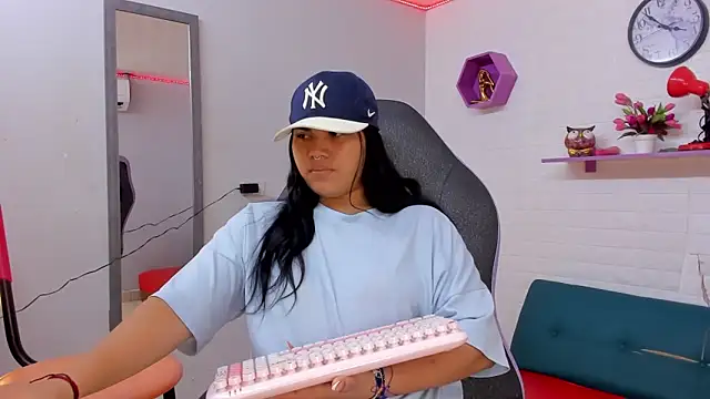 melany rouse18 online show from September 30, 1:55 am