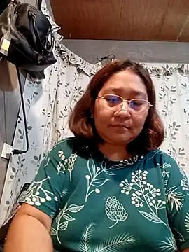 hotchubby88 online show from October 21, 12:47 am