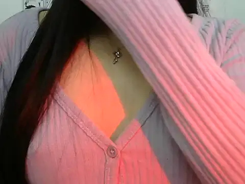 Snapshot of zoya2504 chatting on October 13, 7:27 pm zoya2504 online show from October 13, 7:27 pm