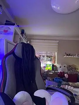 Snapshot of sexymelli18 chatting on October 6, 5:29 pm sexymelli18 online show from October 6, 5:29 pm