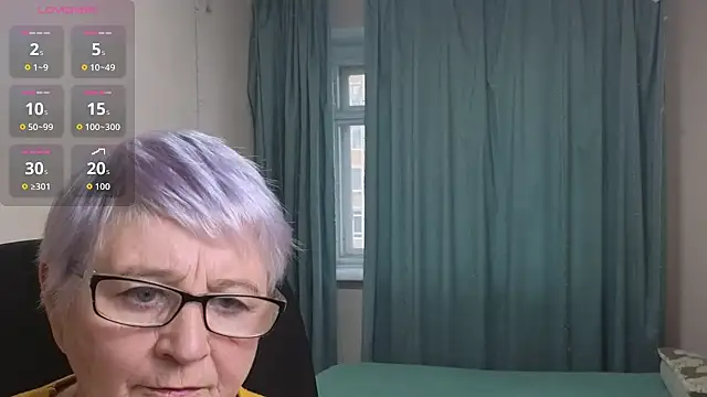 Sandra Snowflake online show from November 18, 12:17 pm