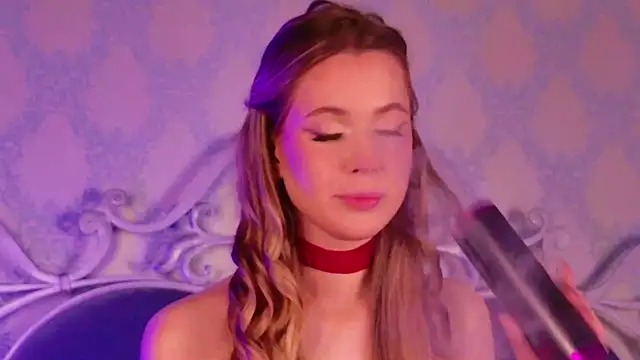 BECKI VRES online show from September 27, 9:22 pm