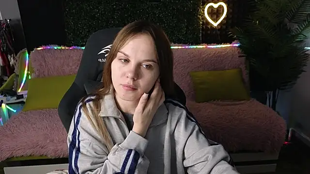 Snapshot of Dyna_bae chatting on September 30, 2:28 am Dyna bae online show from September 30, 2:28 am