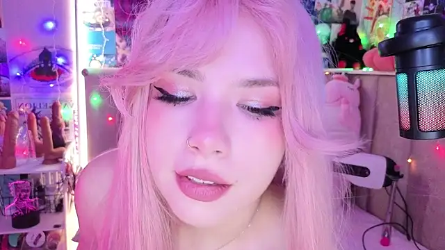 Sparkle Mona online show from January 15, 2:28 am