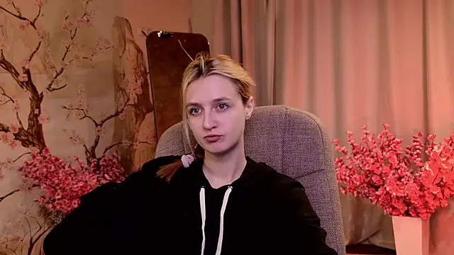 aishiro online show from November 24, 5:53 am