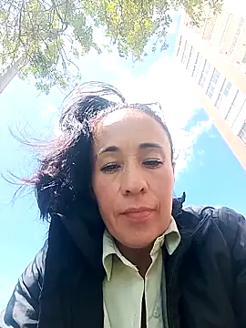 Coeur de luxure online show from March 20, 6:24 pm