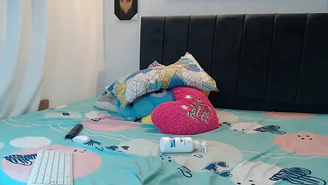 lunitadal online show from October 4, 3:45 am