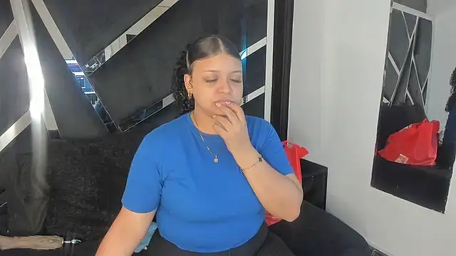 Snapshot of Rubyxht chatting on October 8, 2:21 pm Rubyxht online show from October 8, 2:21 pm