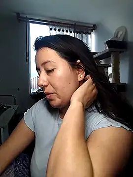 Snapshot of sweetie__annieee chatting on September 8, 9:58 pm sweetie annieee online show from September 8, 9:58 pm