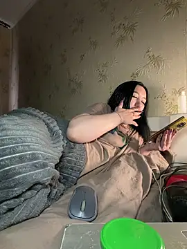 Naughtbaby 2025 online show from March 18, 5:45 am