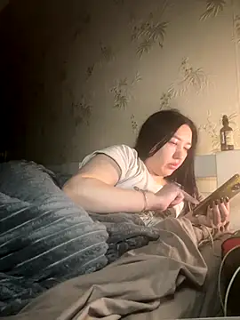 Snapshot of Naughtbaby_2025 chatting on October 6, 2:39 am Naughtbaby 2025 online show from October 6, 2:39 am