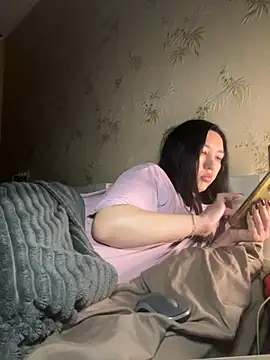 Snapshot of Naughtbaby_2025 chatting on October 3, 2:27 am Naughtbaby 2025 online show from October 3, 2:27 am