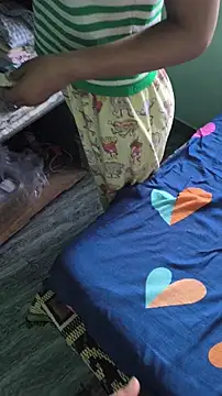 Snapshot of HorNy__Brother__Sister chatting on October 28, 10:32 am HorNy  Brother  Sister online show from October 28, 10:32 am