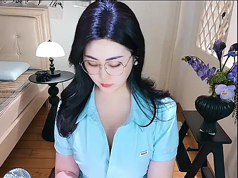 Snapshot of Tingdie chatting on September 29, 5:29 pm Tingdie online show from September 29, 5:29 pm