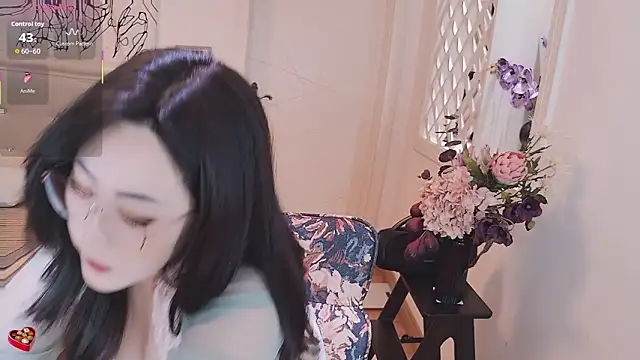 Snapshot of Tingdie chatting on October 19, 6:21 pm Tingdie online show from October 19, 6:21 pm