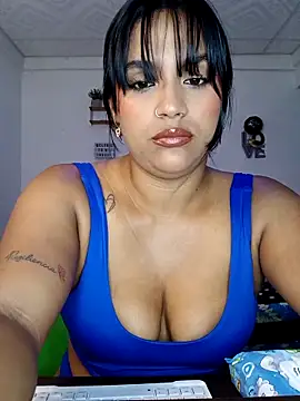 victoria roussee online show from November 15, 10:16 am