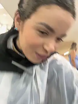 Snapshot of segb chatting on September 9, 4:29 pm segb online show from September 9, 4:29 pm