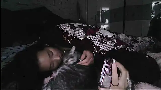 Snapshot of hebe-02 chatting on October 30, 11:39 pm hebe-02 online show from October 30, 11:39 pm