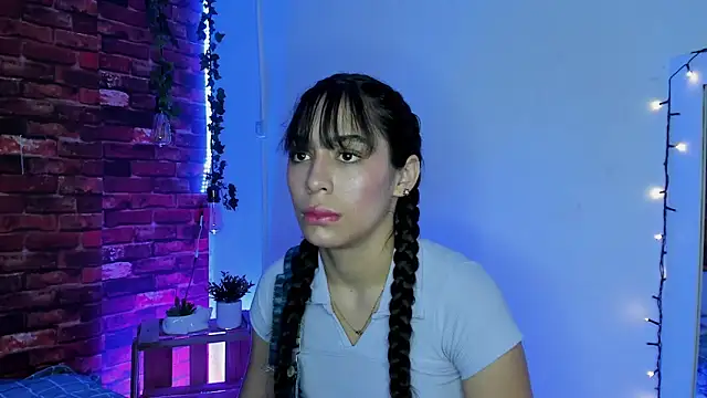 TANIA 06 online show from September 10, 1:22 pm