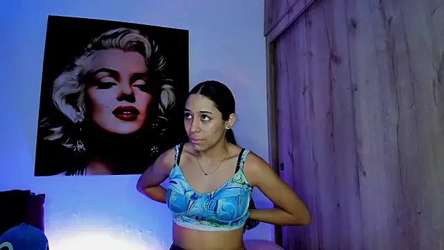 Snapshot of TANIA_06 chatting on October 3, 1:38 pm TANIA 06 online show from October 3, 1:38 pm