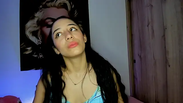 Snapshot of TANIA_06 chatting on September 27, 1:51 pm TANIA 06 online show from September 27, 1:51 pm