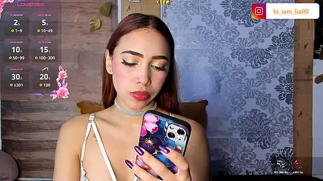 LiaHansson online show from January 11, 4:45 pm