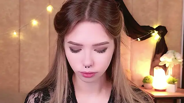 Sierra Fane online show from November 21, 10:50 am