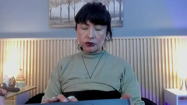 Snapshot of lilith_catt chatting on September 22, 6:28 pm lilith catt online show from September 22, 6:28 pm