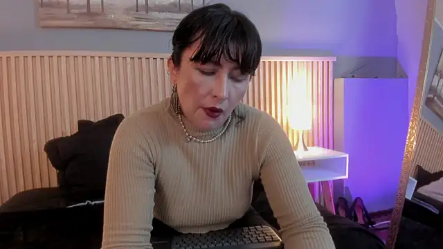 Snapshot of lilith_catt chatting on September 30, 8:24 pm lilith catt online show from September 30, 8:24 pm