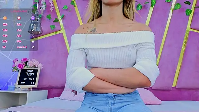 Snapshot of EmmyCortez chatting on September 27, 12:01 pm EmmyCortez online show from September 27, 12:01 pm