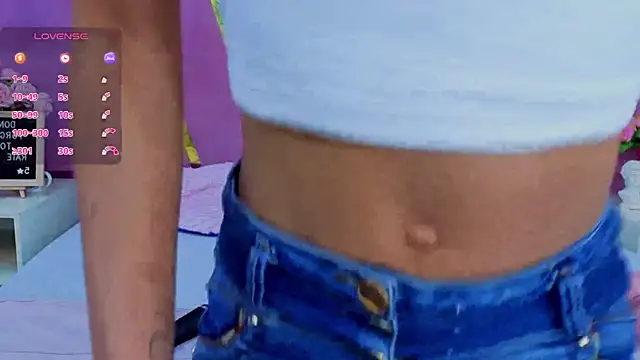 Snapshot of EmmyCortez chatting on September 29, 11:48 am EmmyCortez online show from September 29, 11:48 am